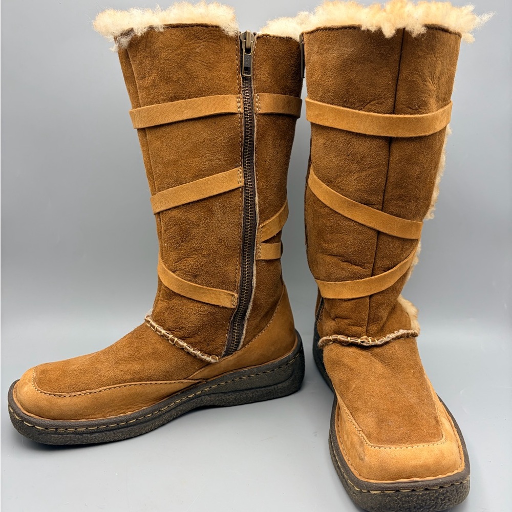 Cabelas Tall Boots Suede Leather And Shearling Lined, Sheep/Lamb Fur,Pristine, 6